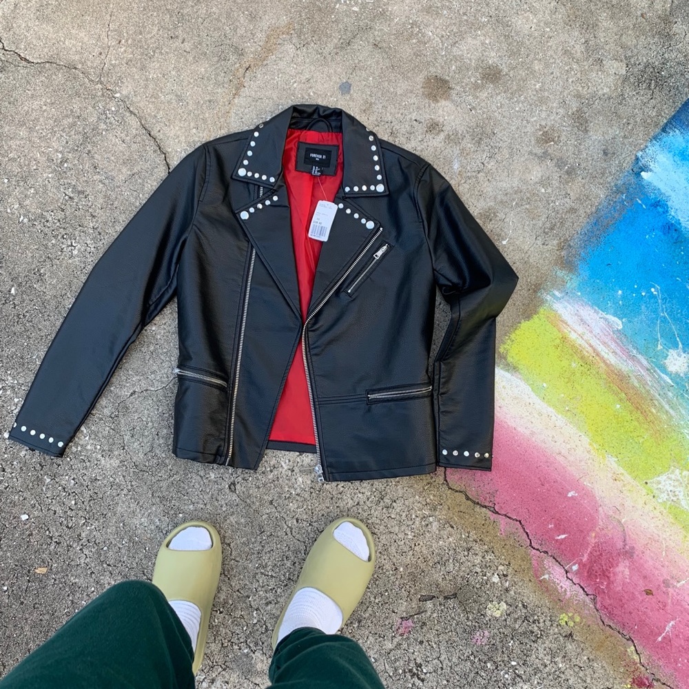 🔥Studded Leather Jacket🔥